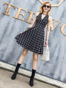 Vintage s  V-neck Lel Shirt Collor Sleeveless Polka Dot Printed Dress