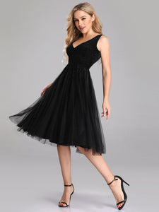 Short Knee-Length Black V Neck  Cocktail Dresses EZ